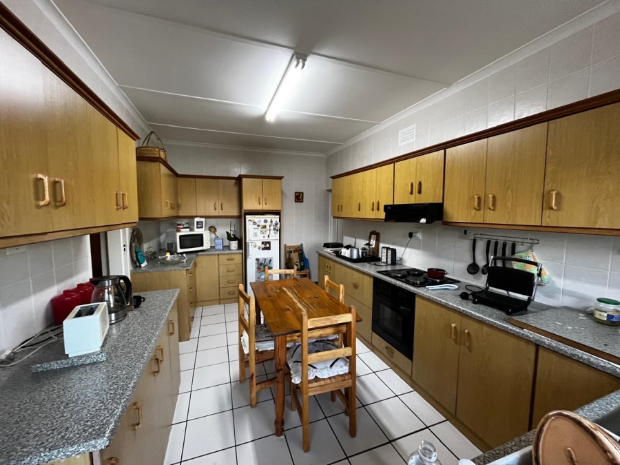 3 Bedroom Property for Sale in Rouxpark Western Cape